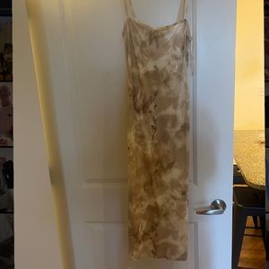 Midi tie die dress